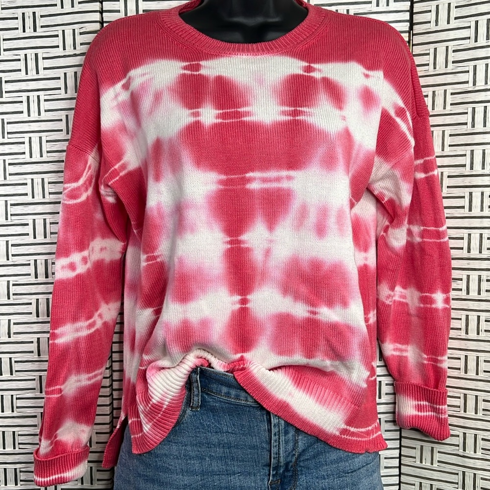 Design History pink, and white tie-dye look sweater